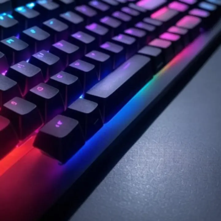 Duża podkładka gamingowa RGB na biurku gracza